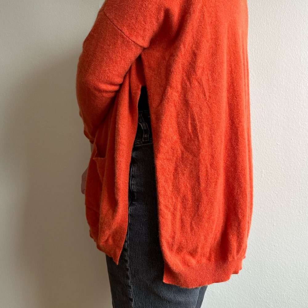 Theory Orange Oversized Cashmere Cardigan Sweater with Split Hem - Picture 3 of 4